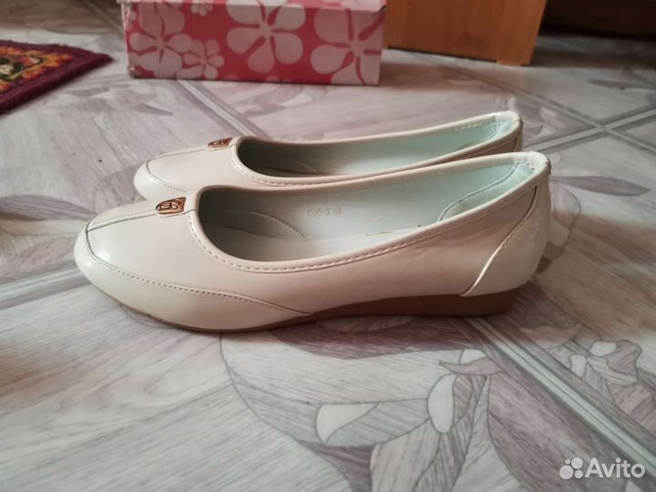 Балетки новые