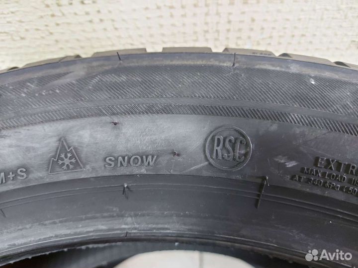 Bridgestone Blizzak LM-001 285/45 R21 113V