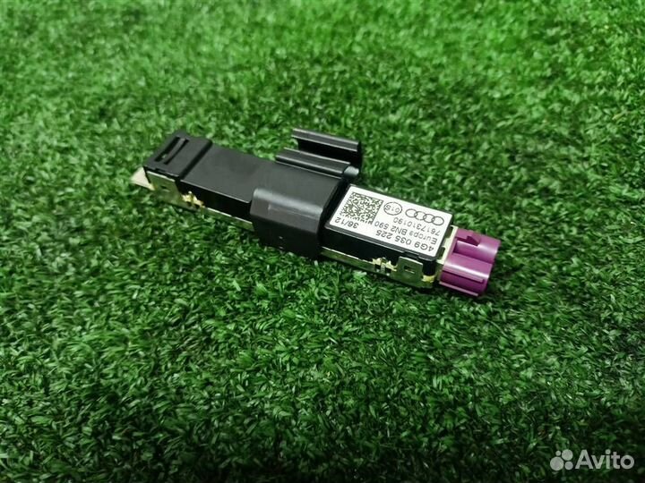 Антенна Audi Allroad quattro 2012