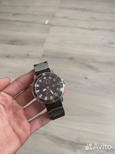 Часы ulysse nardin