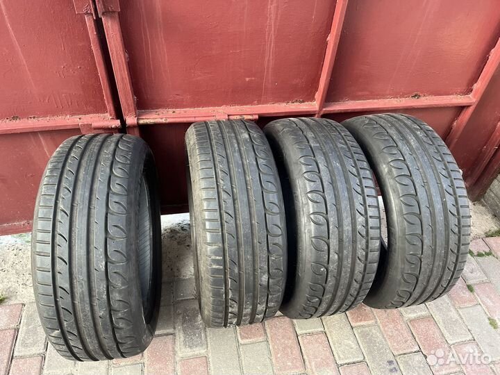 Tigar UHP Ultra High Performance 225/50 R17 98W