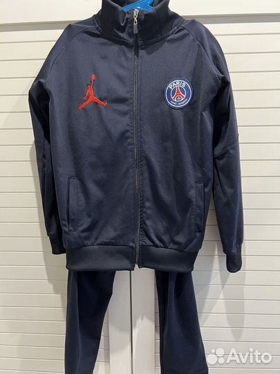 Спортивные вещи на мальчика 152