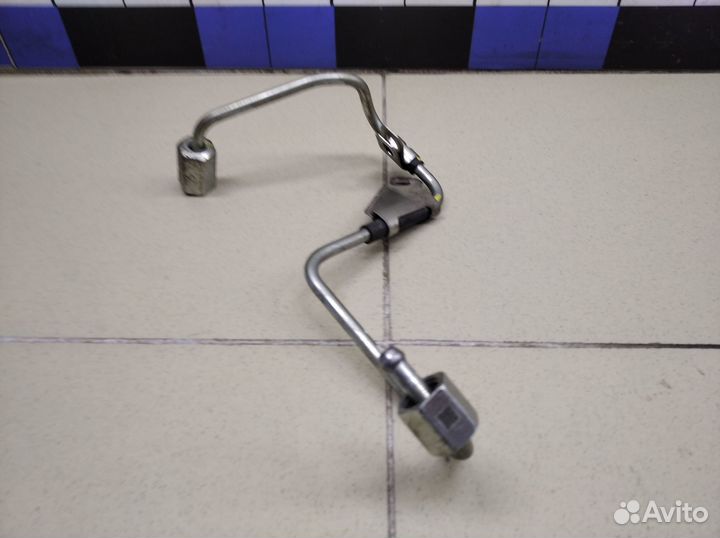 Трубка топливная Fortuner 2015