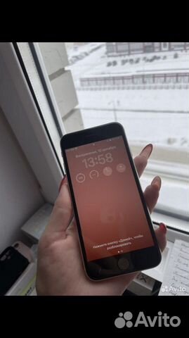 iPhone SE (2022), 64 ГБ объявление продам