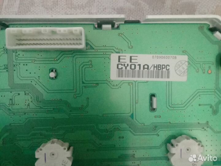 Панель приборов Ниссан Сирена с25