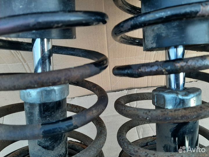 Амортизаторы передние в сборе Daewoo Nubira 2 \Део