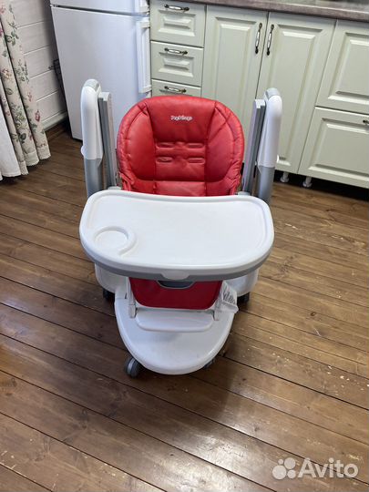 Детский стул для кормления Peg Perego Tatamia