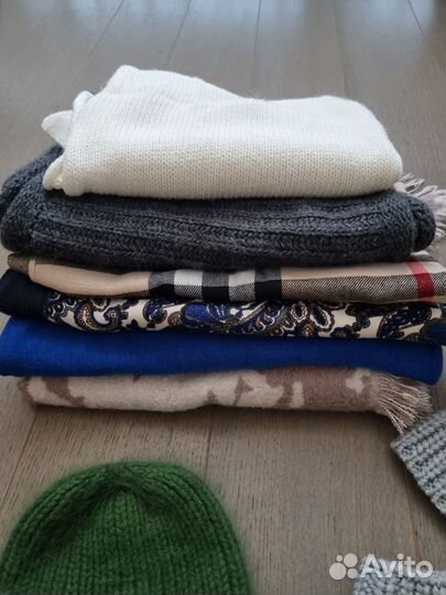 Шапки, палантины, снуды