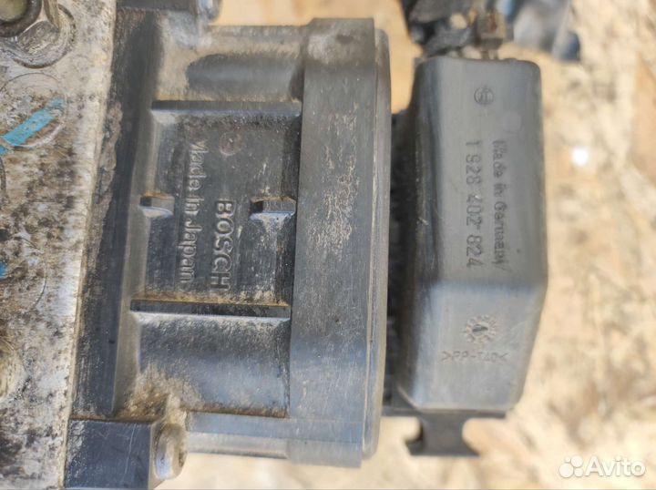 Subaru Impreza GG2 блок ABS