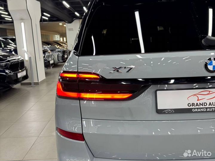 BMW X7 3.0 AT, 2024, 33 км