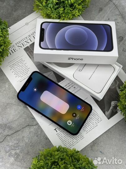iPhone 12, 64 ГБ