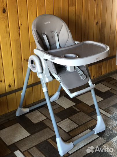 Стул для кормления Luxmom