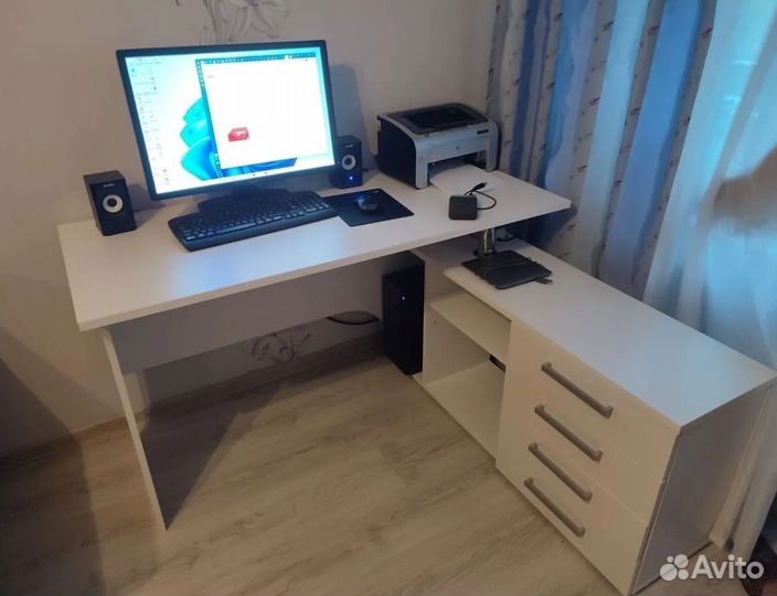 Стол письменный от производителя в наличии