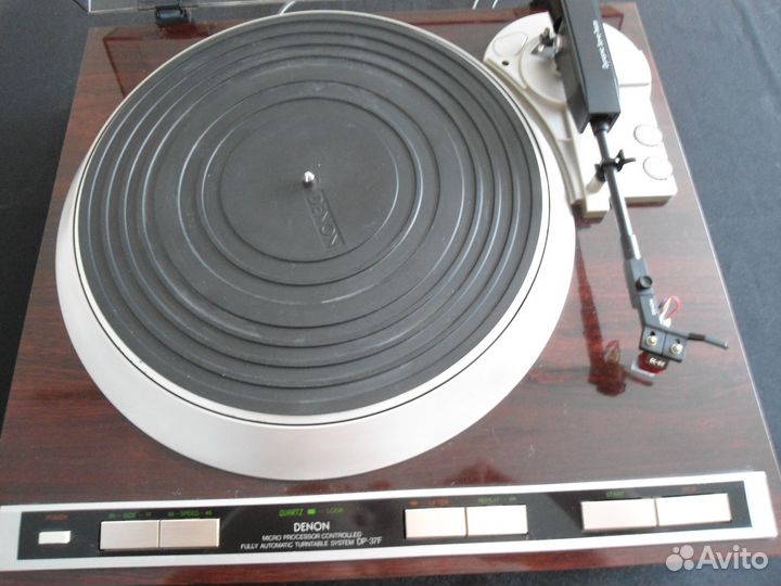 Проигрыватель винила Denon DP-37 F