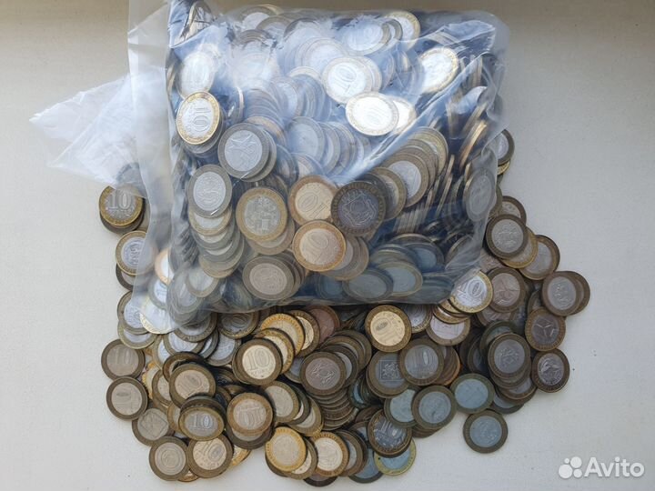 Юбилейные монеты 10 р биметалл солянка 1000 монет