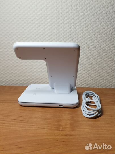 Зарядная станция 3в1, 20 Вт, Deppa (новая)