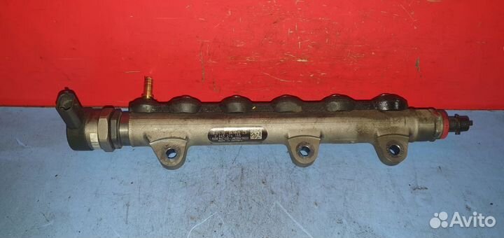 Топливная планка Nissan