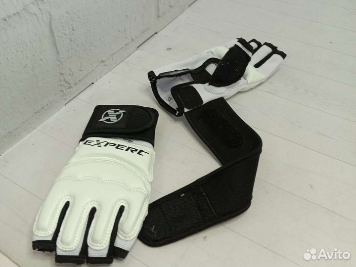 Перчатки каратэ