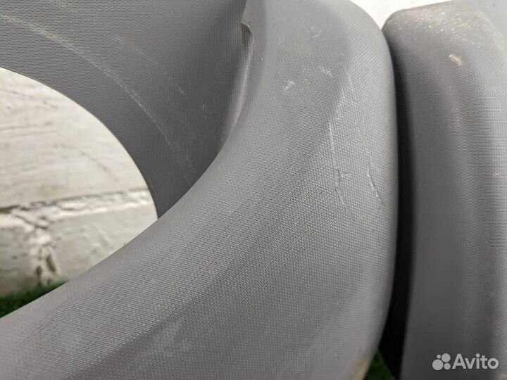 Обшивки дверей комплект Toyota Aygo B10 2009