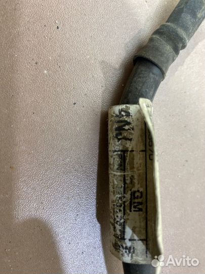 Минусовая клемма Opel Astra J 1.4T 2012