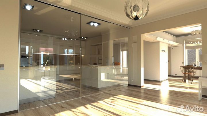 Стеклянная дверь