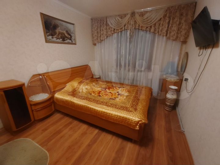 2-к. квартира, 55 м², 3/10 эт.