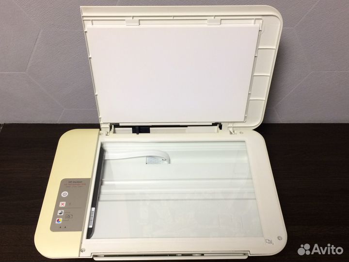 HP Deskjet Ink Advantage 1515 с картриджами