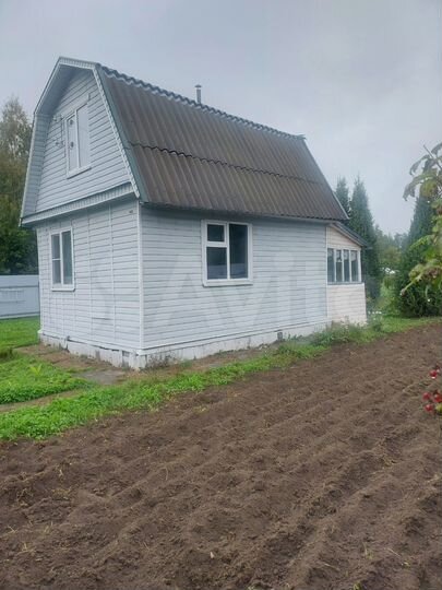 Дача 50,6 м² на участке 10 сот.