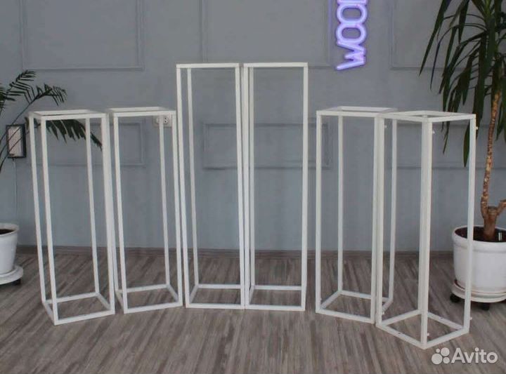 Колонны, стойки под цветы