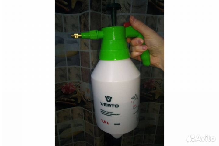 Помповый опрыскиватель verto 1.5л