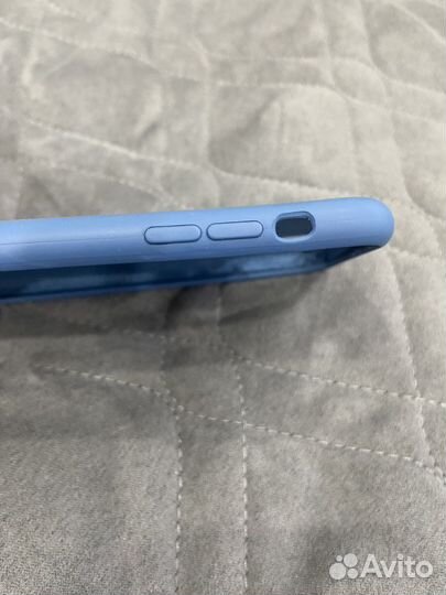 Чехол на iPhone 11