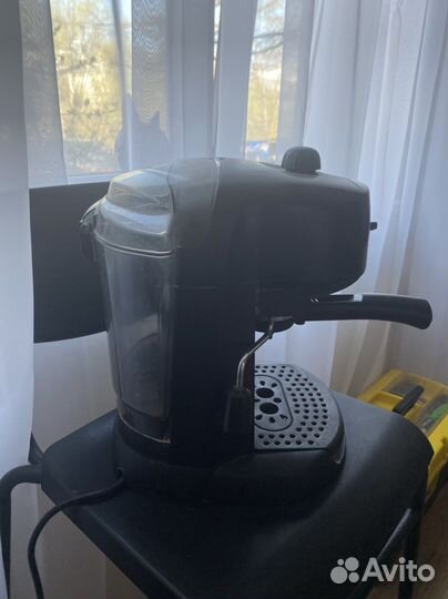Кофеварка delonghi