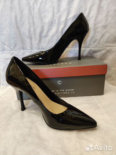 Туфли женские 37 размер лакированные