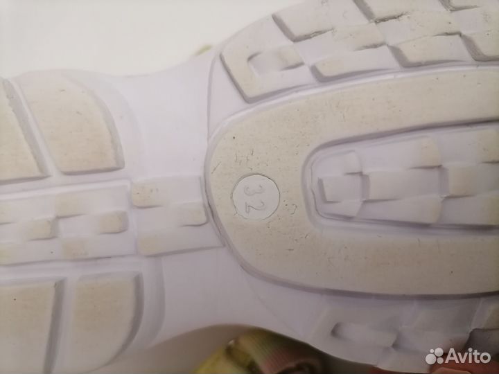 Сандалии для девочки 32р