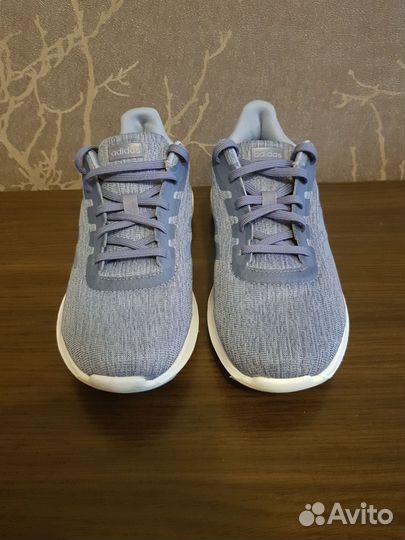 Кроссовки Adidas 37 женские