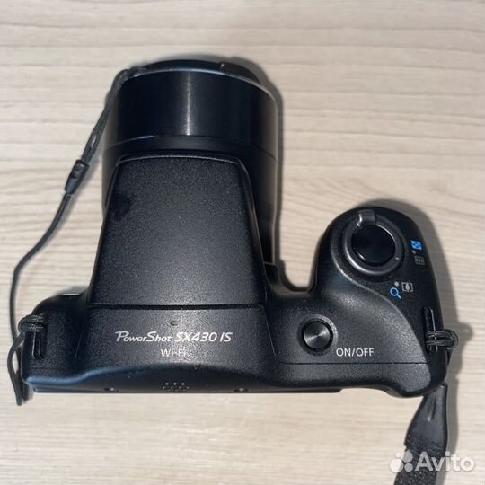 Компактный фотоаппарат Canon