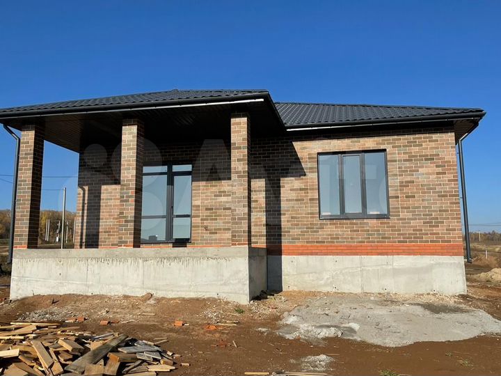 Коттедж 130 м² на участке 6 сот.