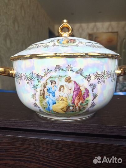 Супница мадонна