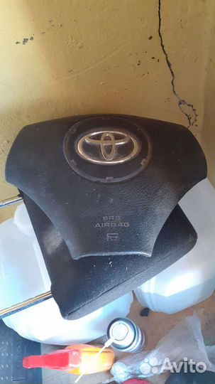 Подушка безопасности на руль тойота