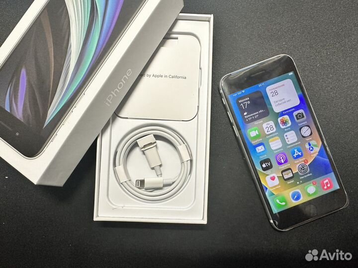 iPhone SE 2020 Silver 128 gb