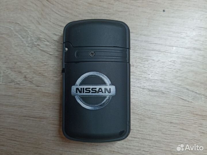 Зажигалка на газу nissan