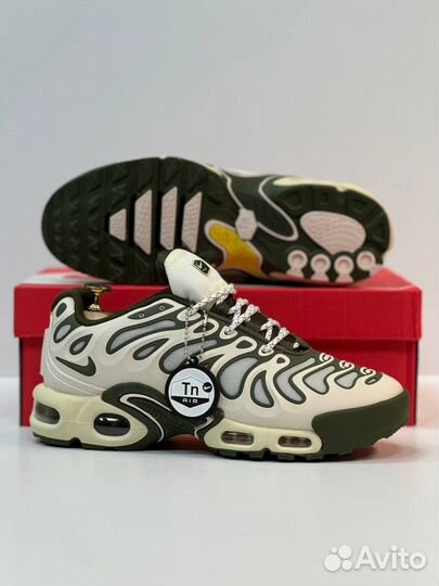 Кроссовки мужские nike air max plus