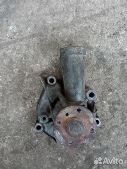 Насос водяной Mitsubishi Galant 8