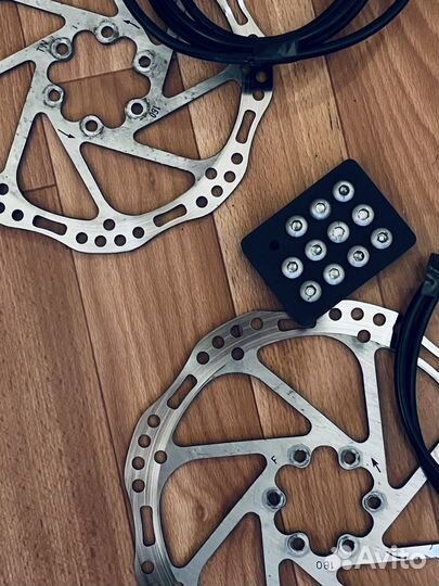 Дисковые тормоза с роторами