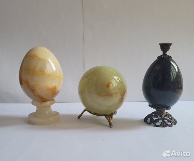 Шары и яйца из натурального камня