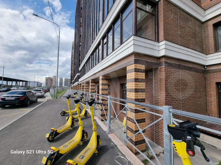 Аренда,Торговое,Витрины,Дизельный пр.11 к1 100м