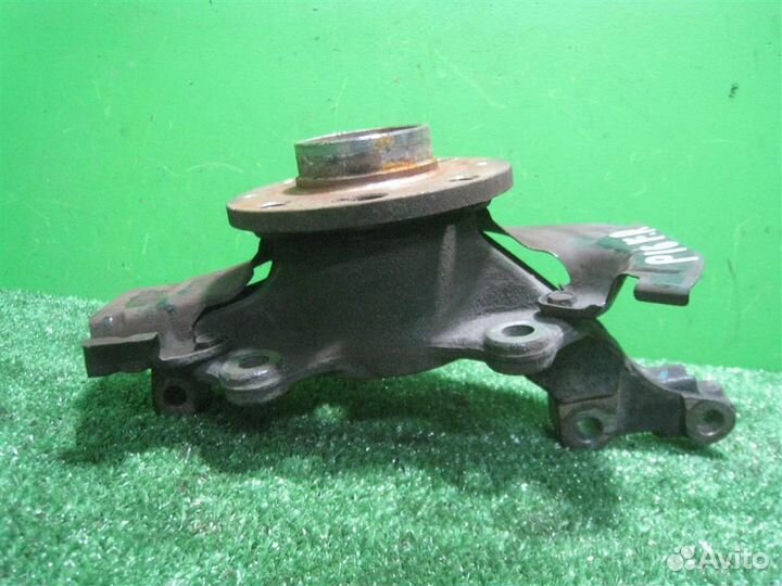 Кулак передний правый Opel Corsa D 2007