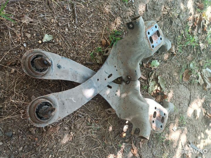 Задние рычаги фокус 1