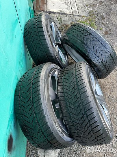 Зима audi Q7 4M / Q8 Рестайлинг R22 Оригинал