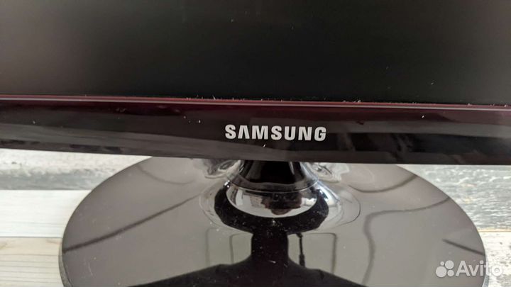 Монитор Samsung S22C300H